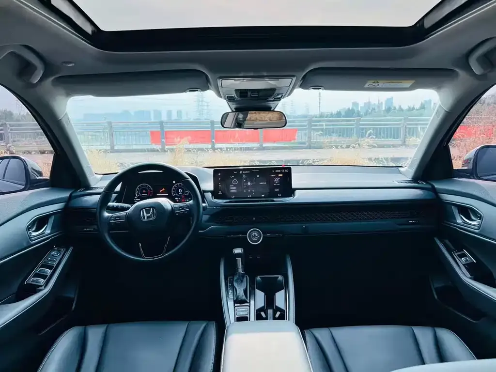Honda Accord — фото 5