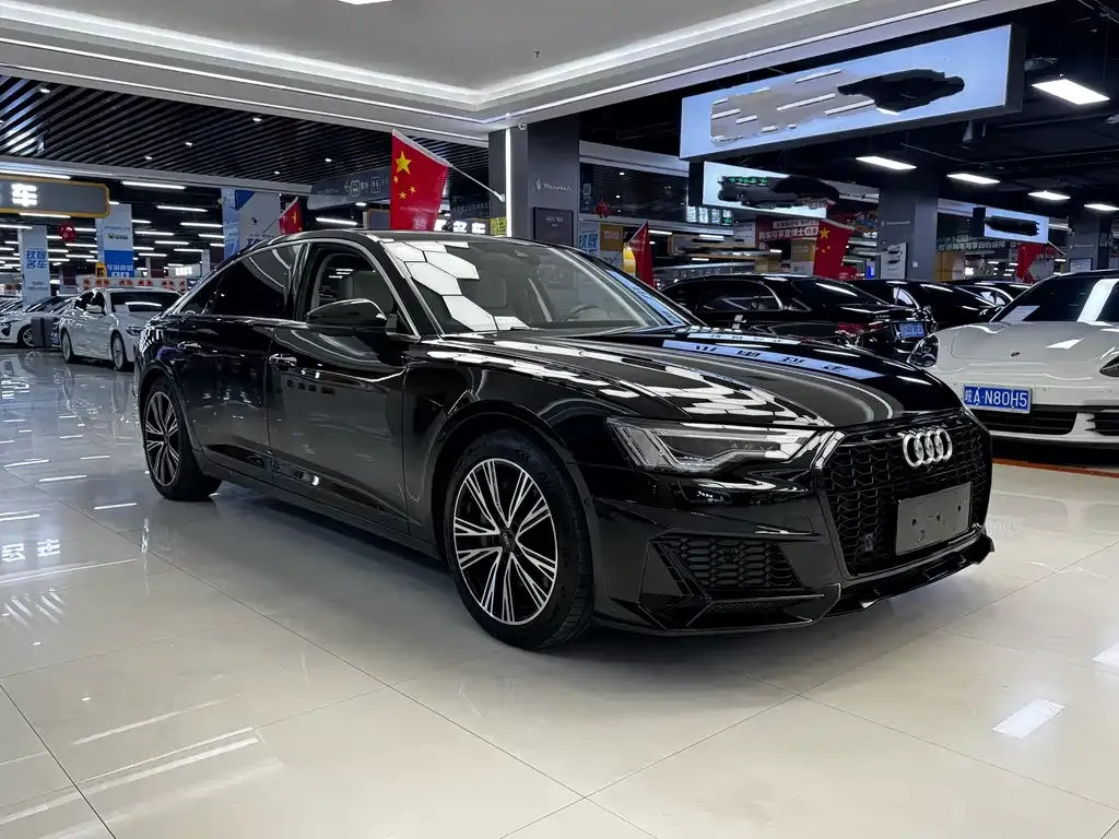 Audi A6L — фото 5