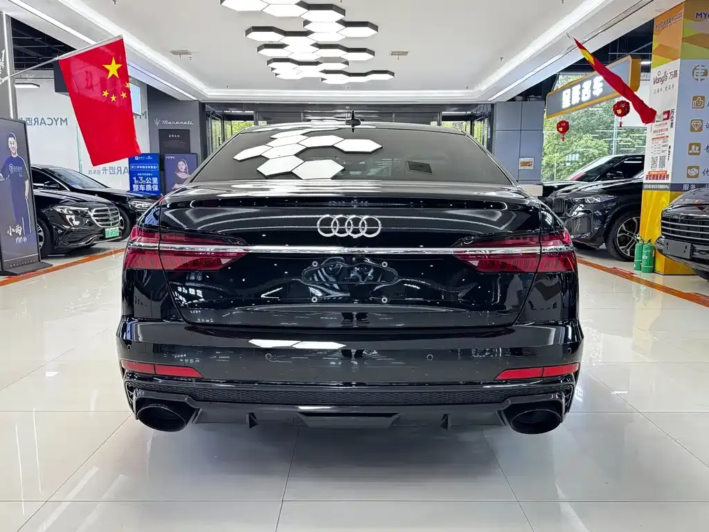 Audi A6L — фото 2