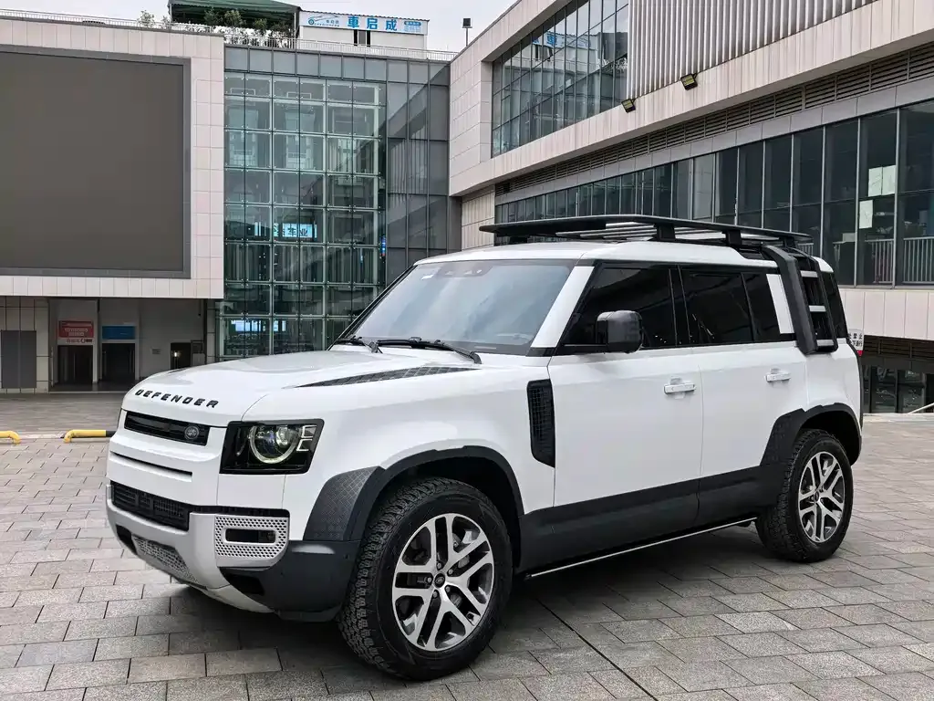 Land Rover Defender — фото 1
