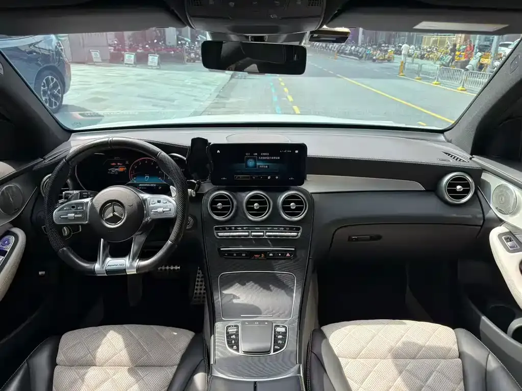 Mercedes-Benz GLC AMG — фото 4