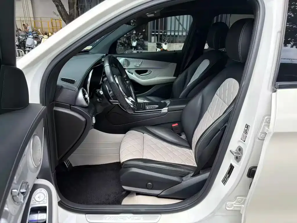 Mercedes-Benz GLC AMG — фото 3