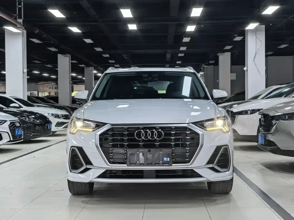 Audi Q3 — фото 5