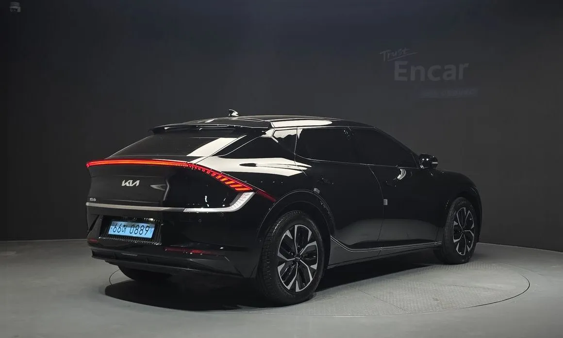 Kia EV6 — фото 6