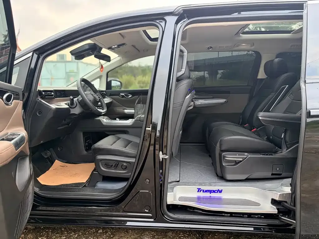 GAC Motor Trumpchi E8 — фото 9
