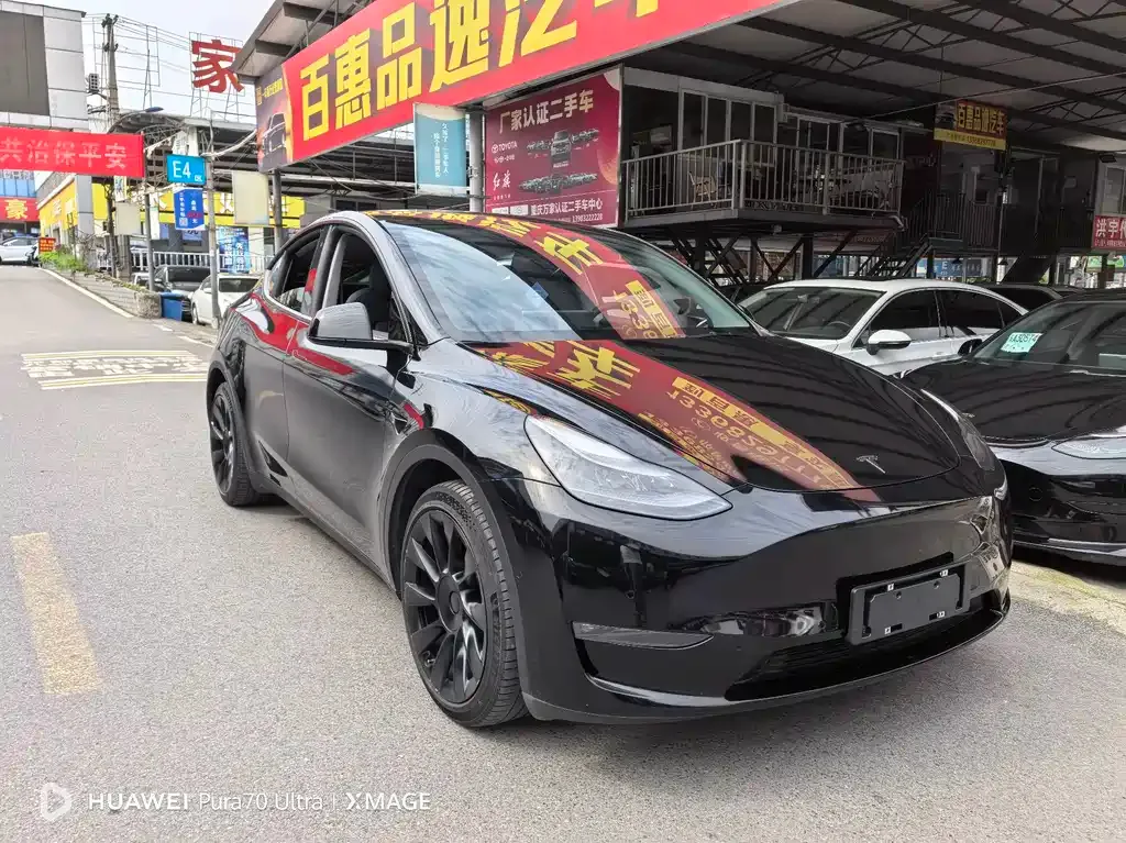 Tesla Model Y — фото 4