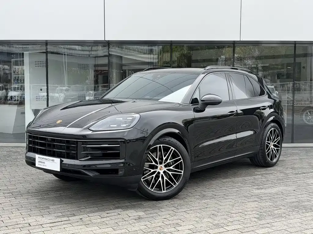 Porsche Cayenne — фото 1