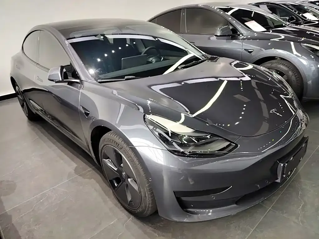 Tesla Model 3 — фото 6