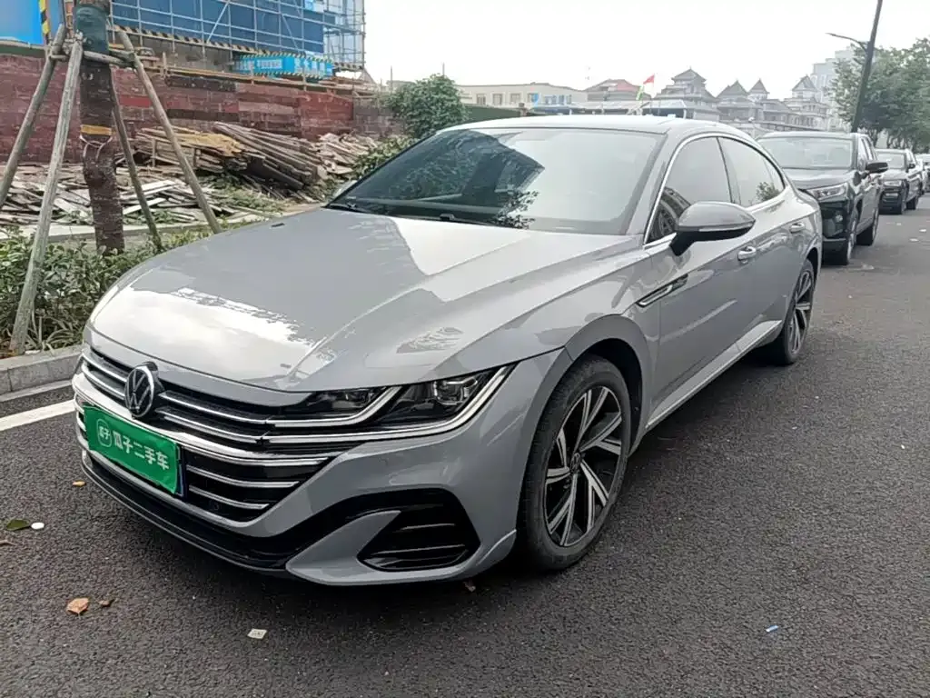Volkswagen CC — фото 1
