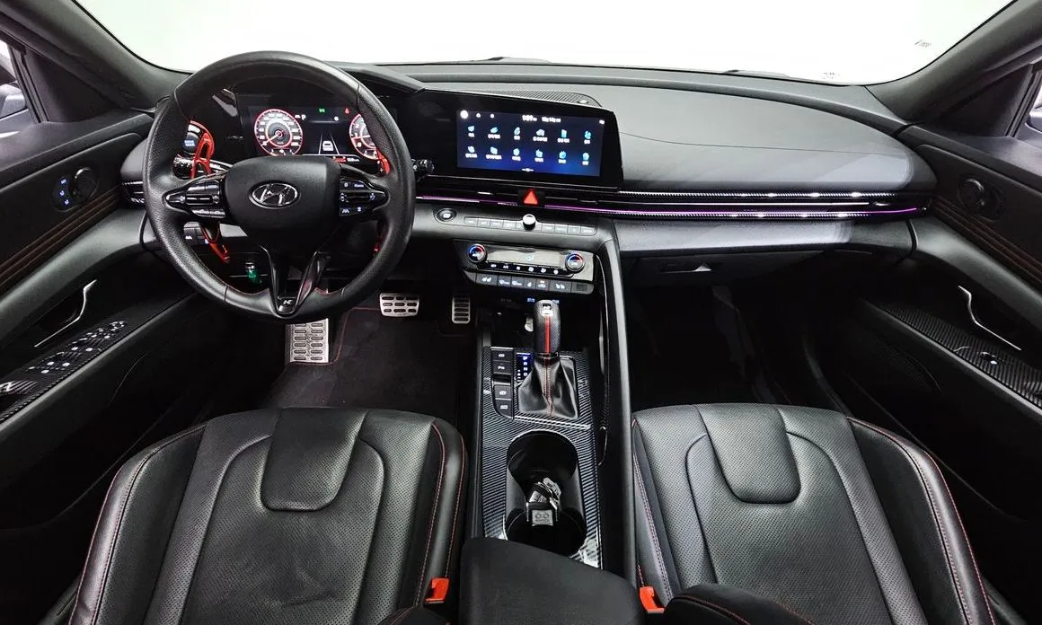 Hyundai AVANTE — фото 7
