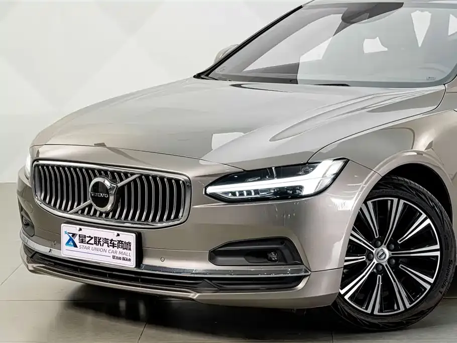 Volvo S90 — фото 9