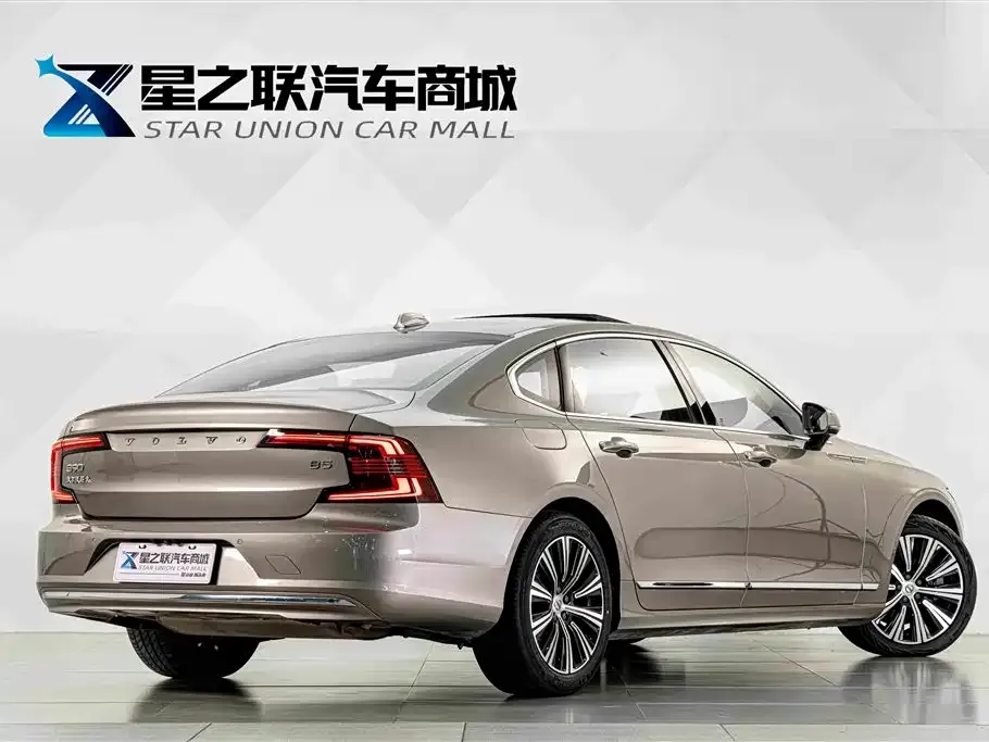 Volvo S90 — фото 10