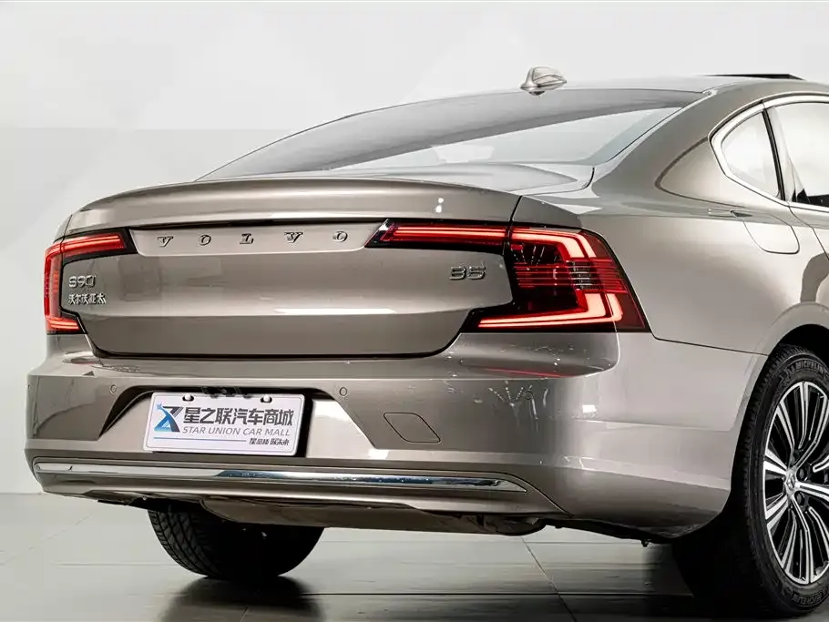 Volvo S90 — фото 4
