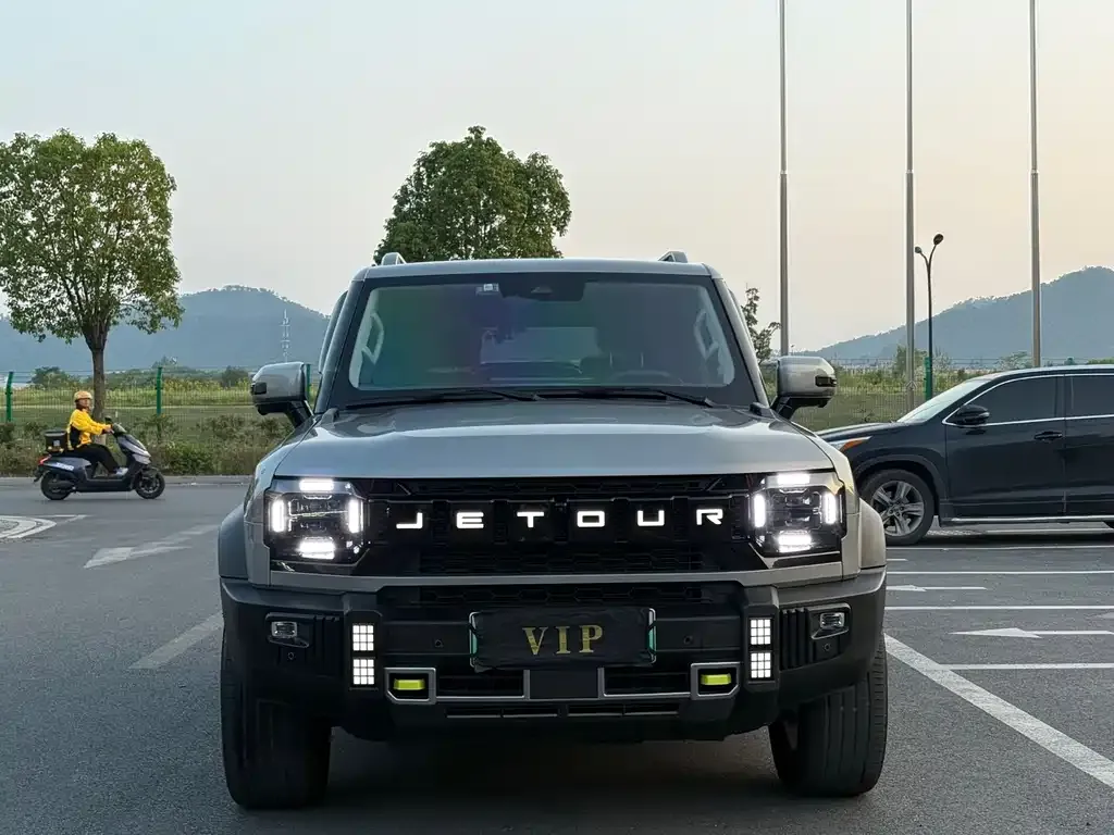 Jetour Traveller C-DM — фото 1