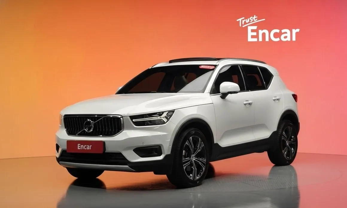 Volvo XC40 — фото 1