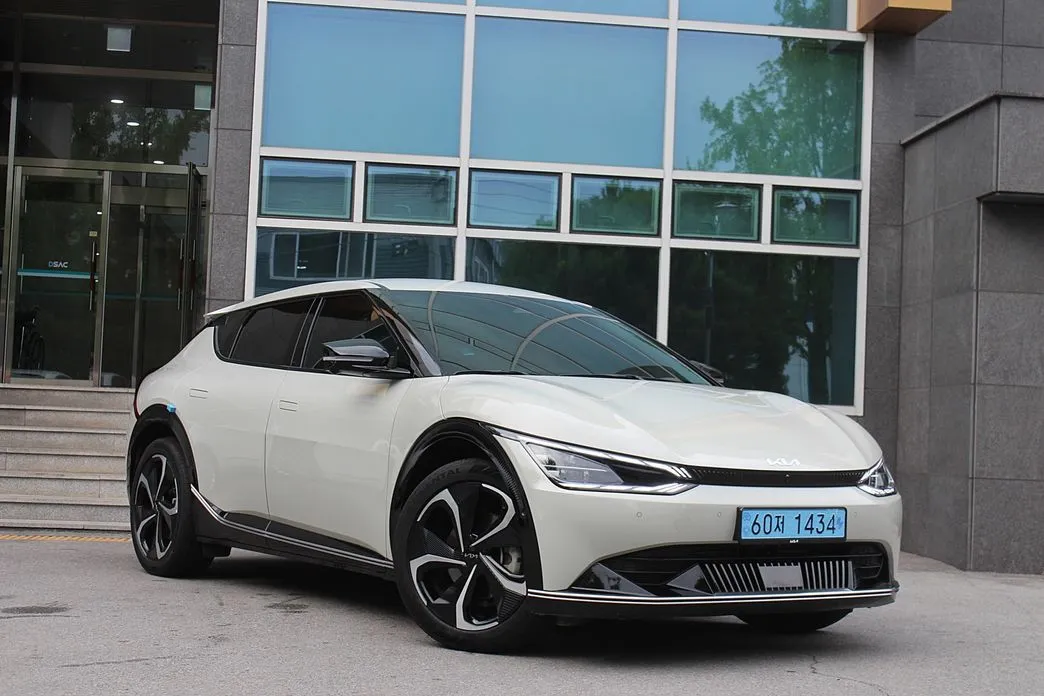 Kia EV6 — фото 4