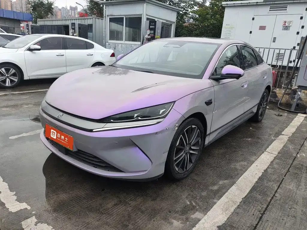 BYD Qin L — фото 1