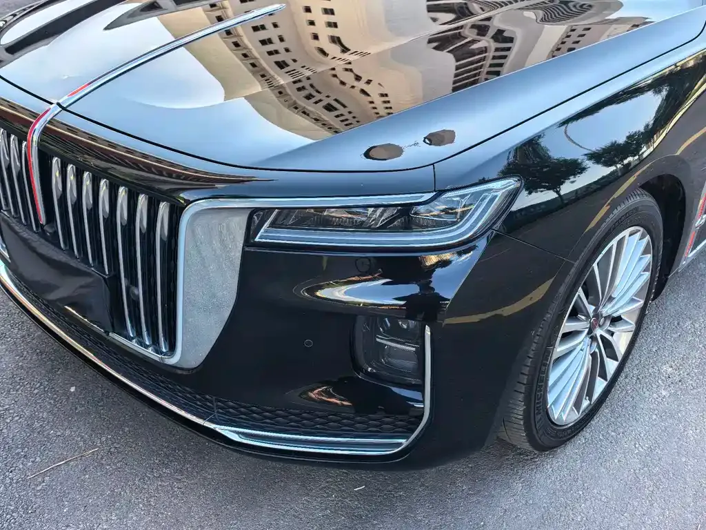 Hongqi H9 — фото 10