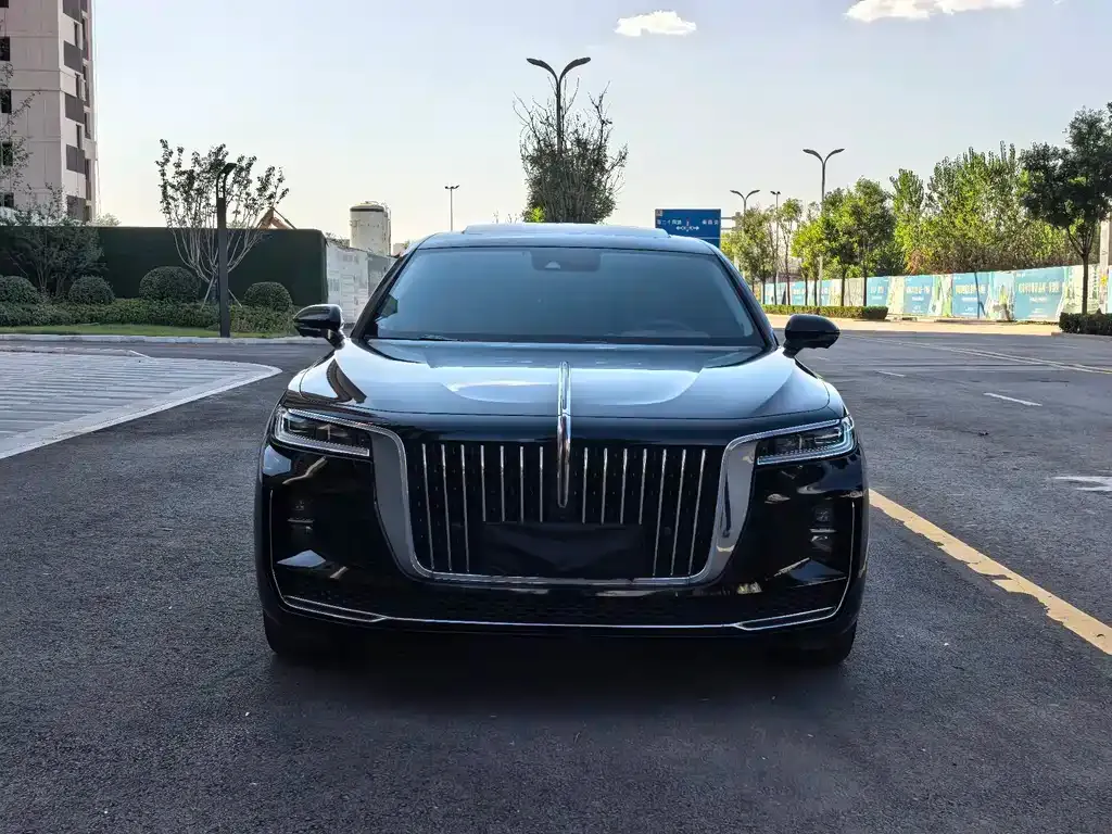 Hongqi H9 — фото 4