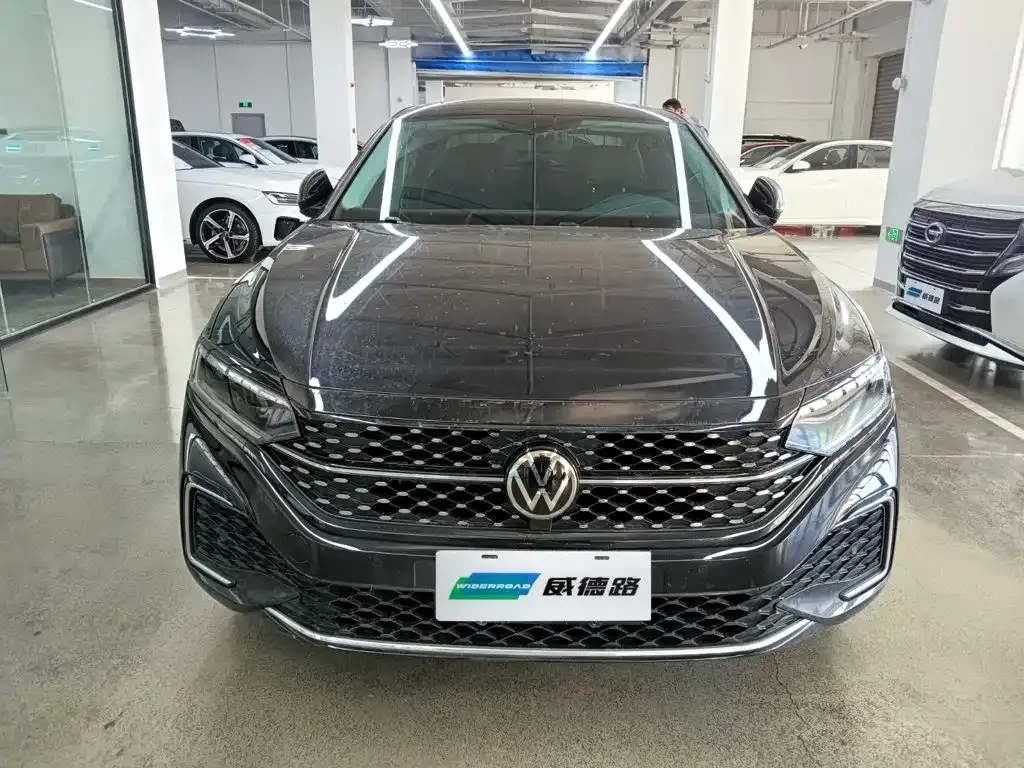 Volkswagen Passat — фото 9