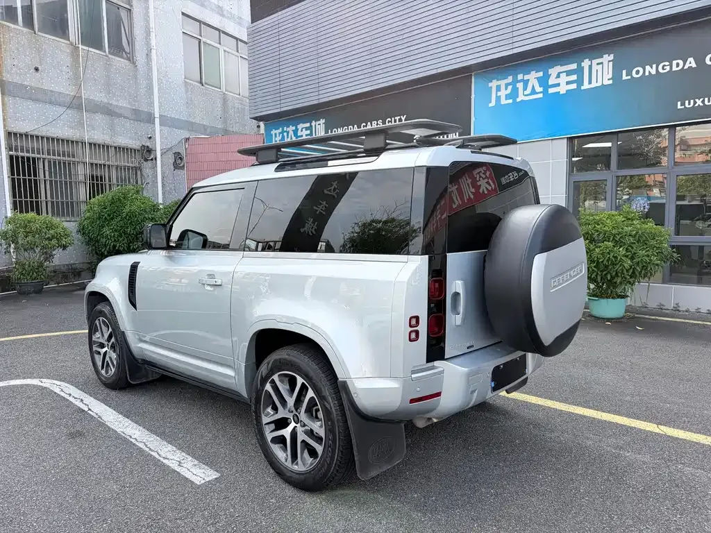Land Rover Defender — фото 9