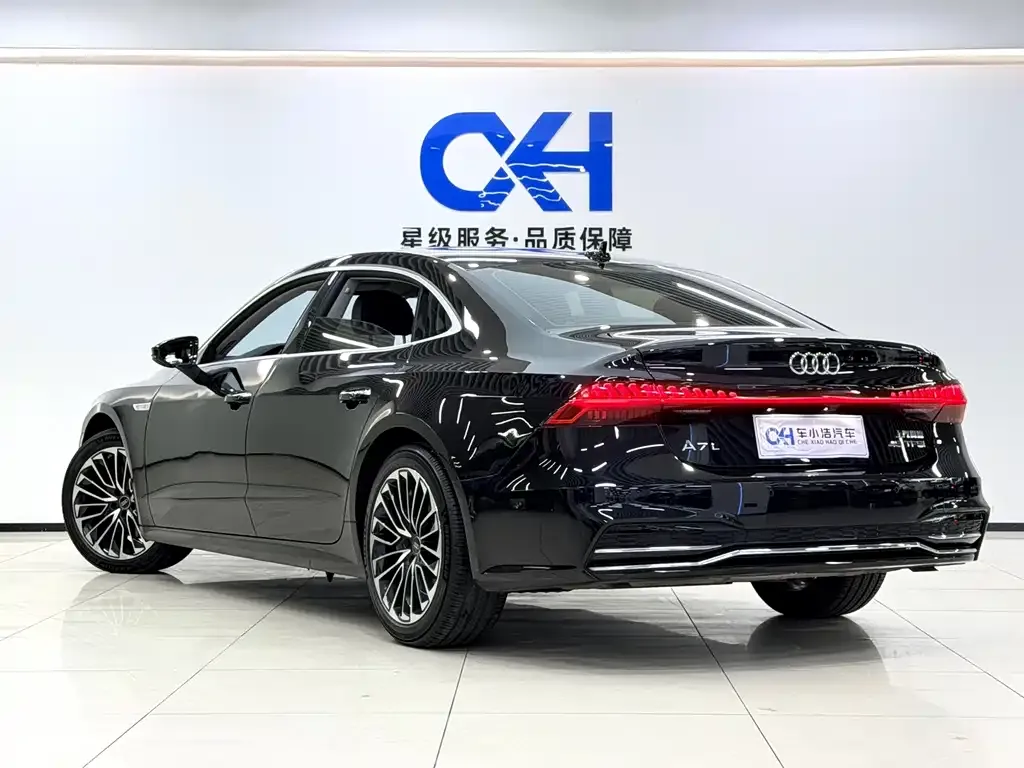 Audi A7L — фото 4