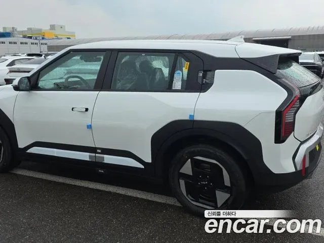 Kia EV3 — фото 2