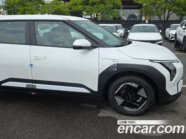 Kia EV3 — фото 3