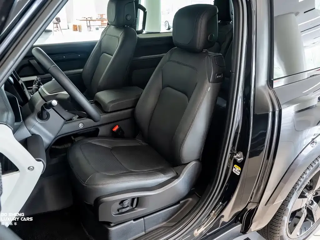 Land Rover Defender — фото 10