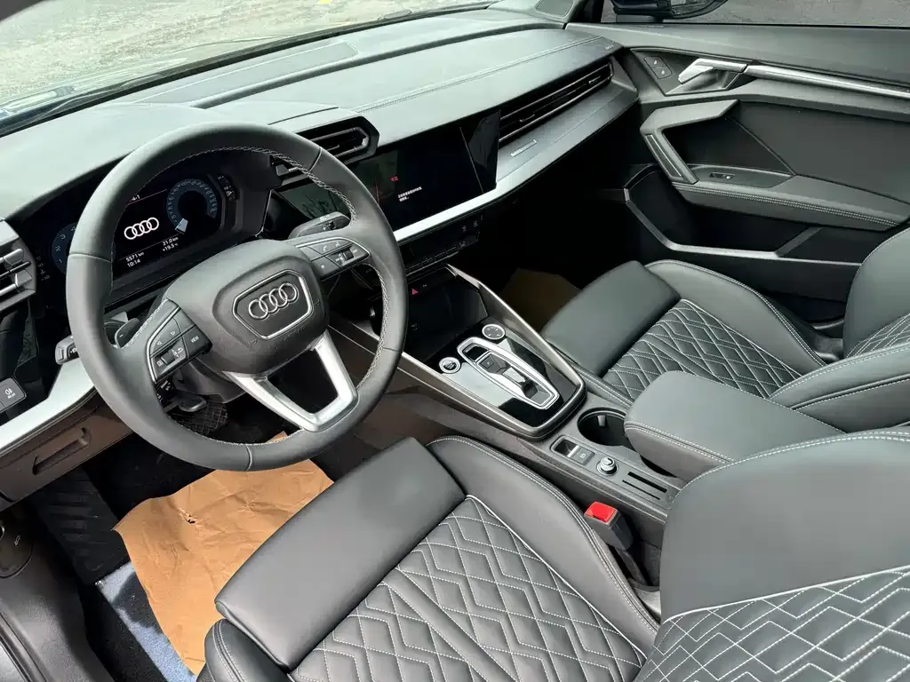 Audi A3 — фото 7