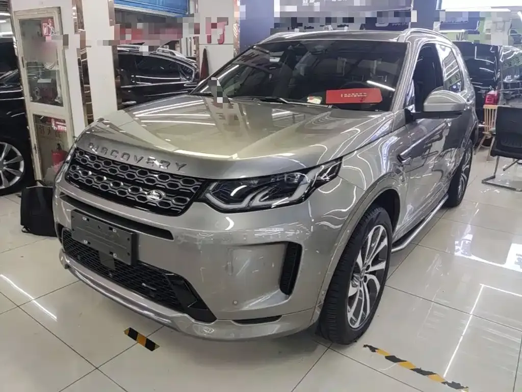 Land Rover Discovery Sport — фото 1
