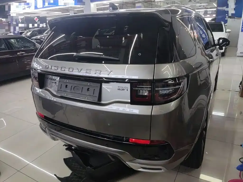 Land Rover Discovery Sport — фото 10