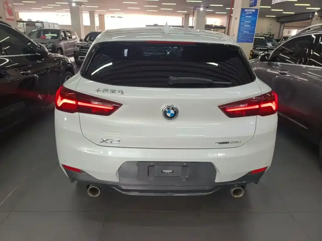 BMW X2 — фото 8