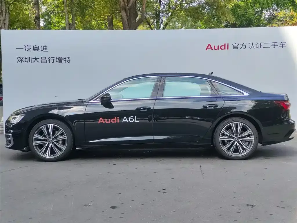 Audi A6L — фото 9