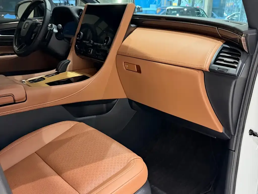 Toyota Vellfire — фото 5