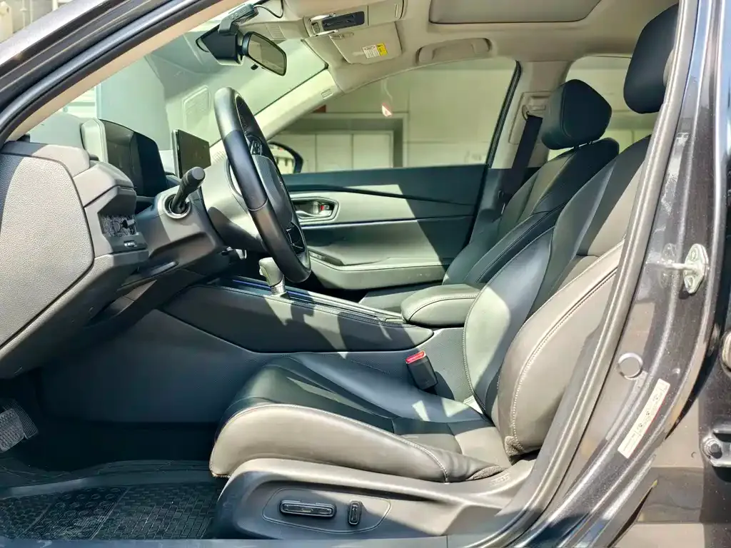 Honda Accord — фото 5