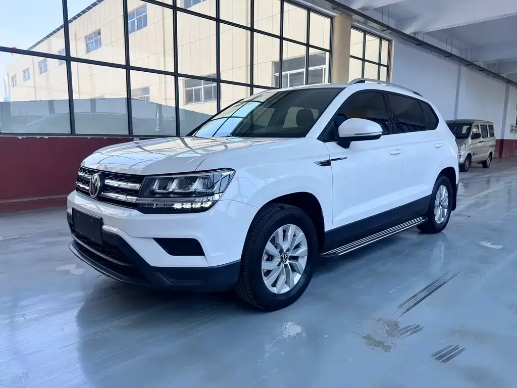 Volkswagen Tharu — фото 1