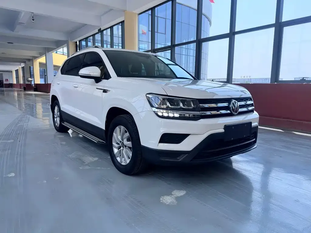 Volkswagen Tharu — фото 3