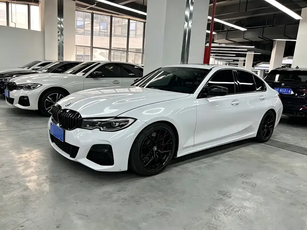 BMW 3 Series — фото 1