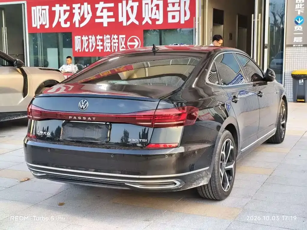 Volkswagen Passat — фото 6