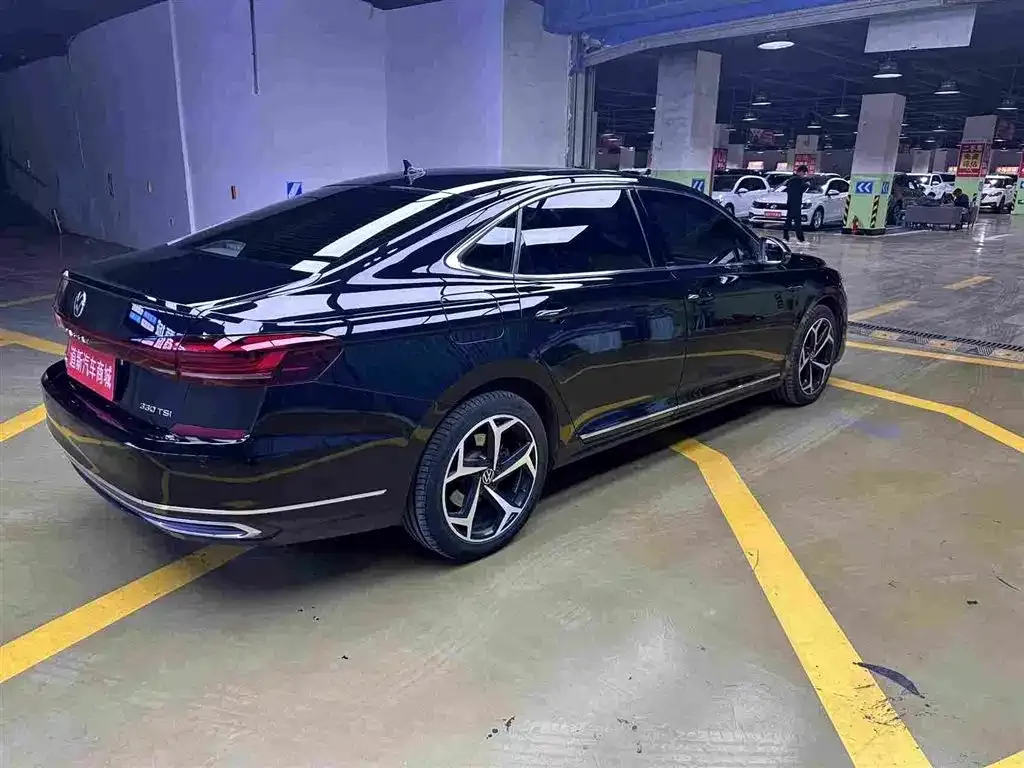 Volkswagen Passat — фото 2