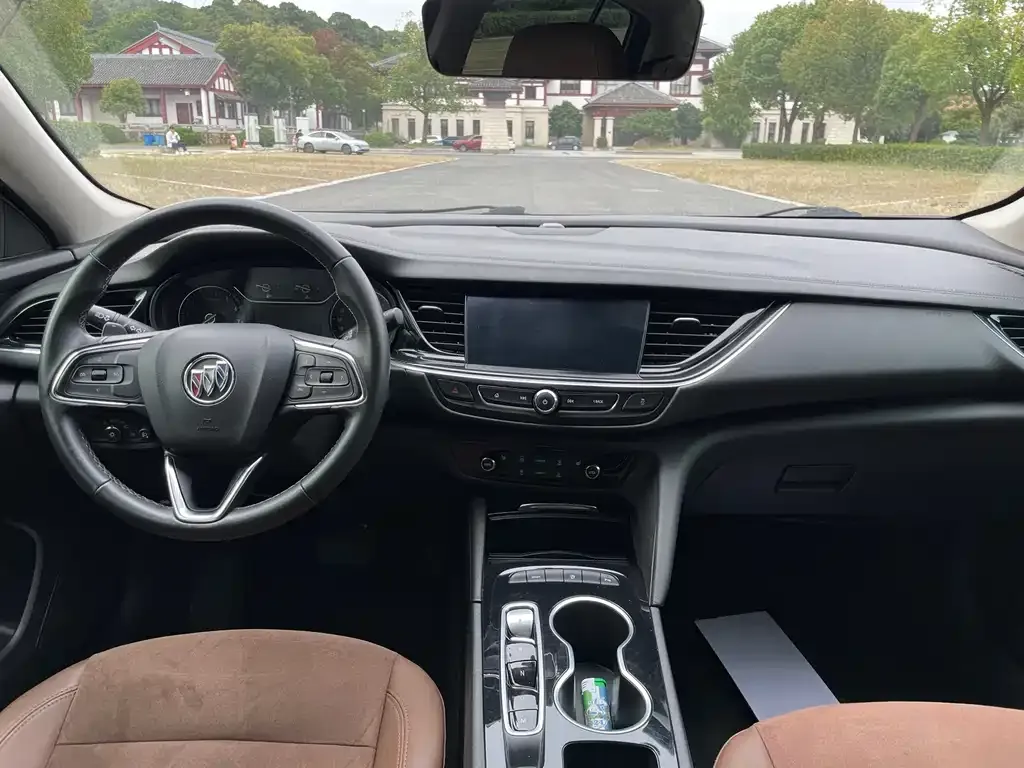 Buick Regal — фото 3