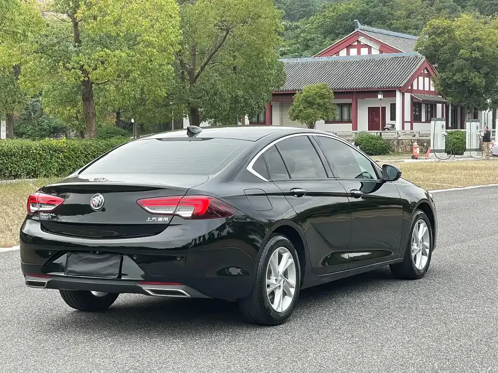 Buick Regal — фото 8