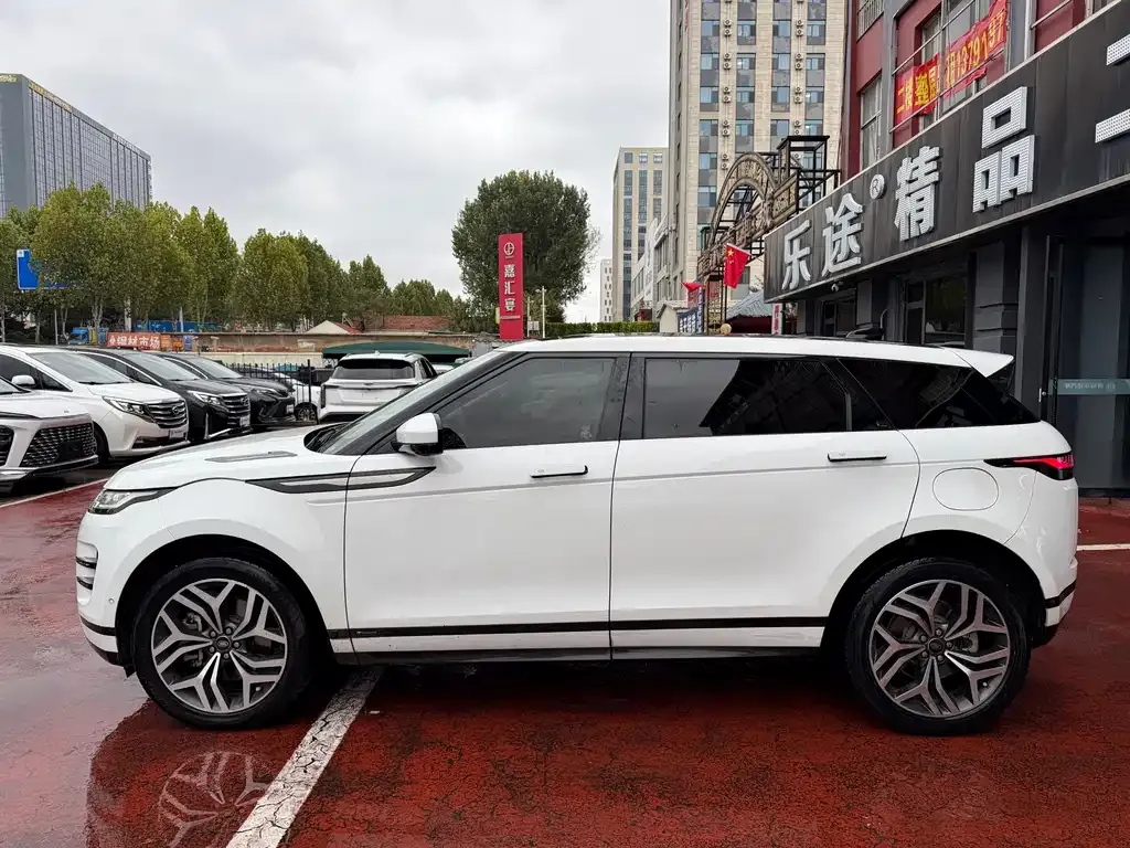 Land Rover Evoque PHEV — фото 7