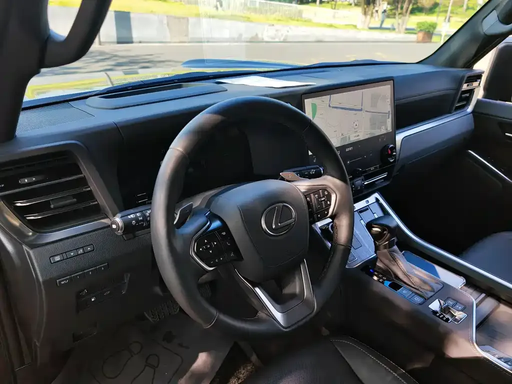 Lexus GX — фото 2
