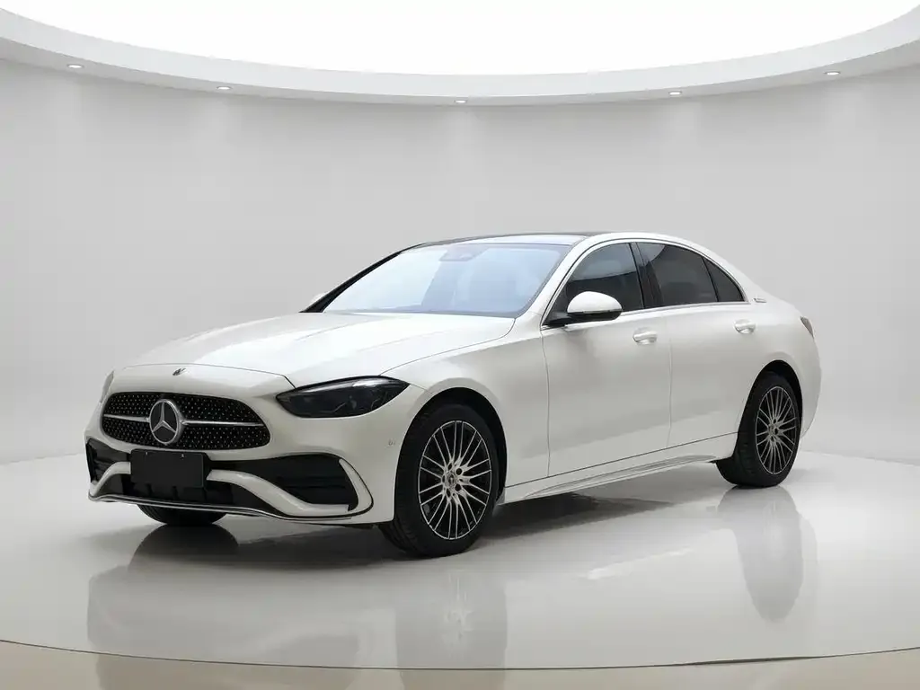 Mercedes-Benz C-Class — фото 1