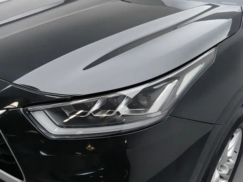 Toyota Highlander — фото 10