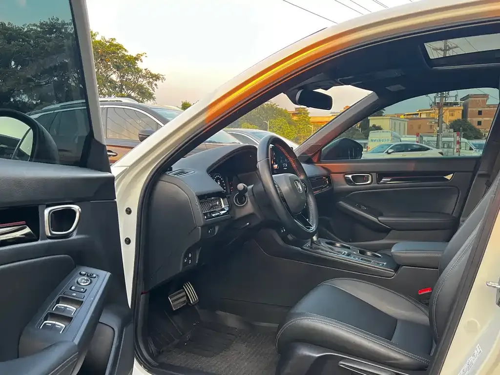 Honda Civic — фото 6