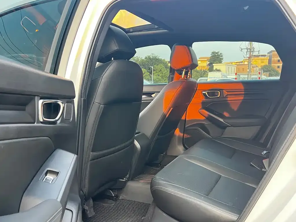 Honda Civic — фото 7