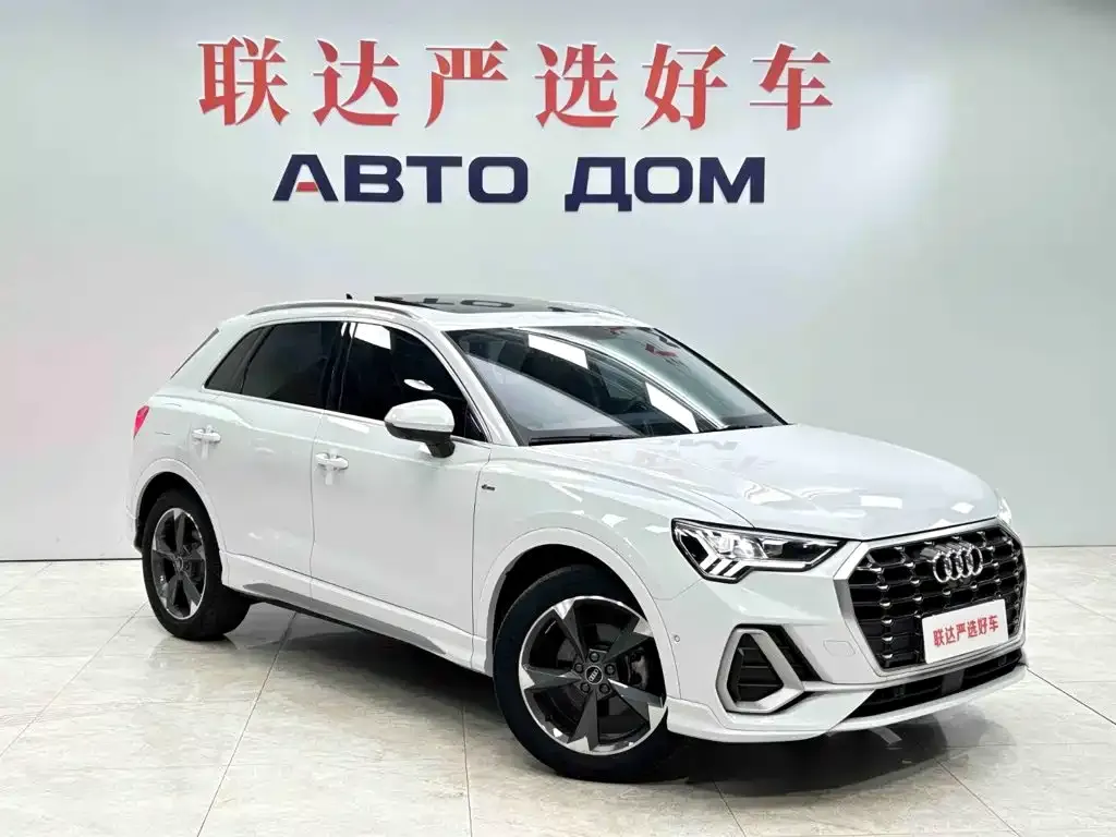 Audi Q3 — фото 10